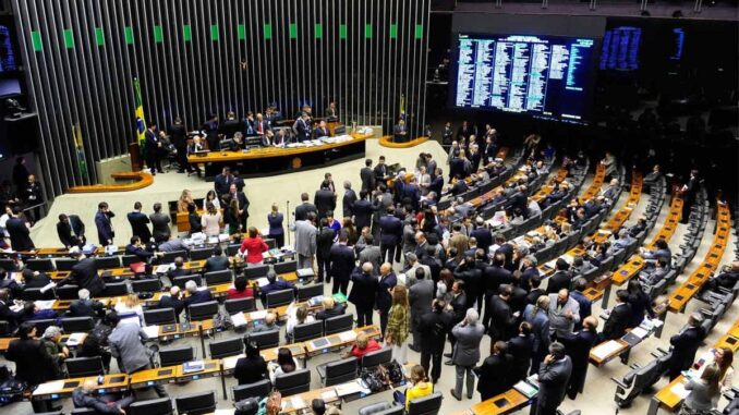 camara-deputados-e1559597695257