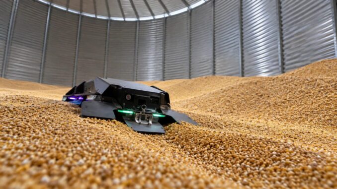 Esse-robo-trabalha-sozinho-no-silo-e-faz-o-servico-mais-perigoso-e-voce-nem-imagina-6-1280x721